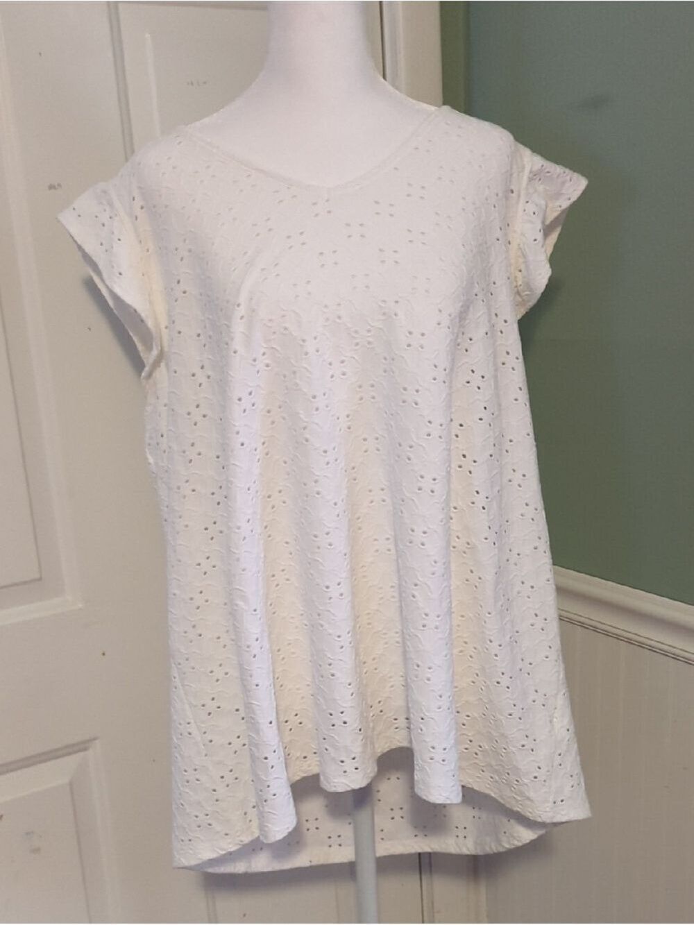 NWT Ava & Viv White Eyelet V-Neck Cap Sleeve Tunic Summer Bridal Beach 2X